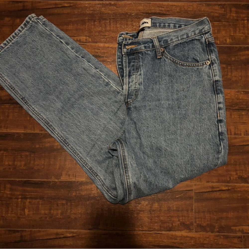 Fashion Nova Classic Denim Straight Jeans!